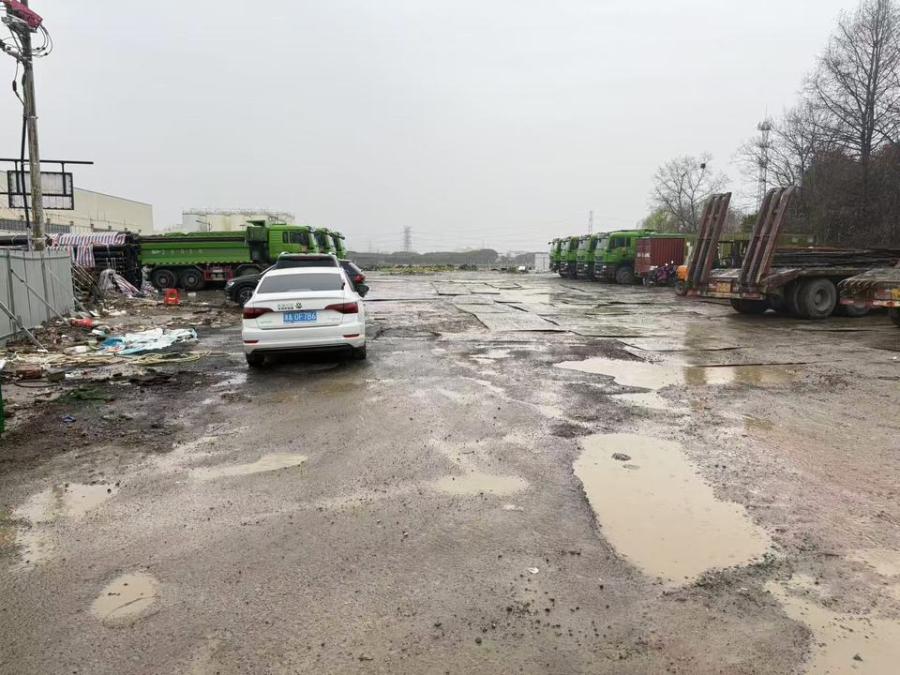崇贤街道三家村拱康路尽头停车场：隐藏的城市宝藏，车位租赁全攻略！