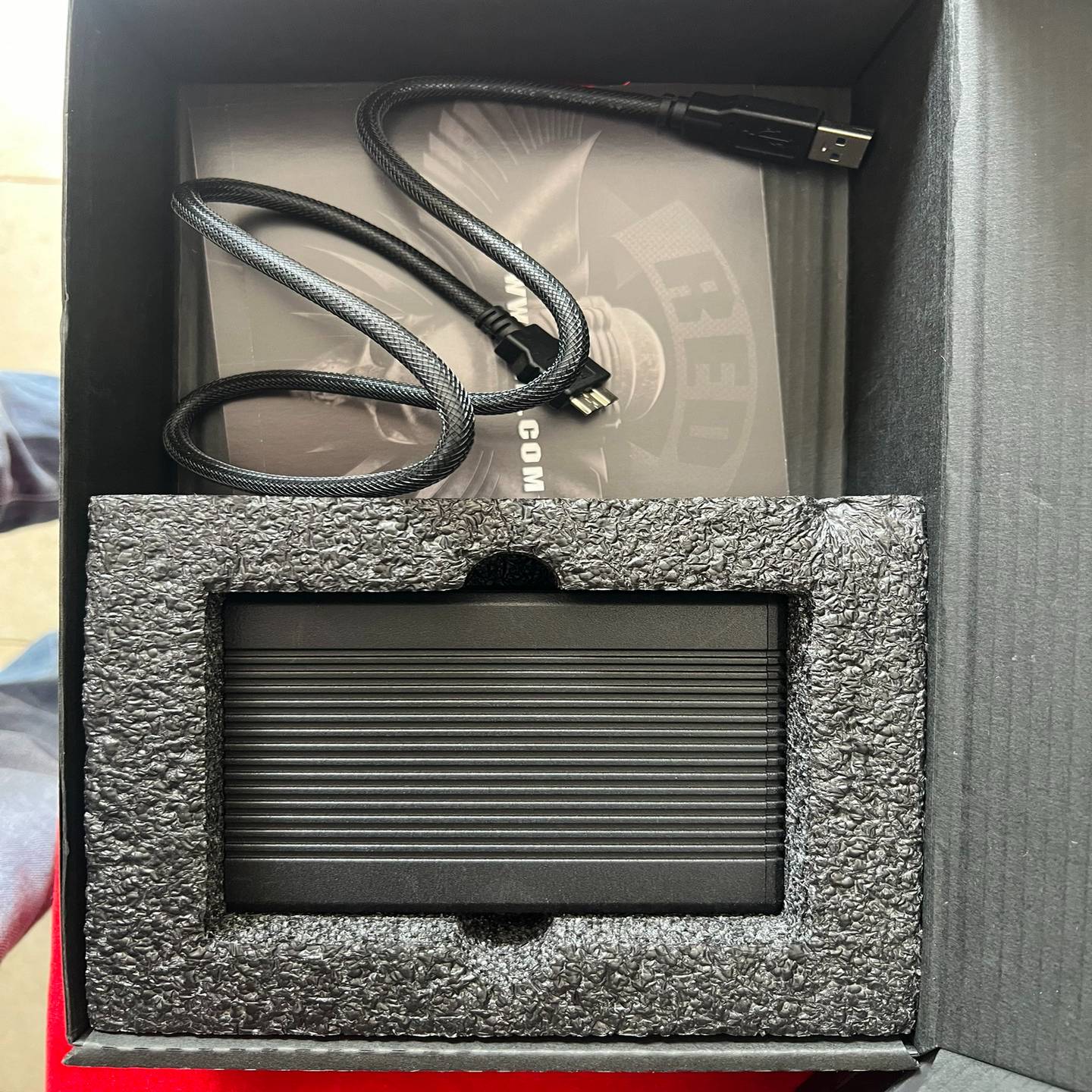 ESXS REDMAG 1.8&quot; Reader/RED SSD大卡读卡器：红龙乌鸦，小武器里的超级英雄！