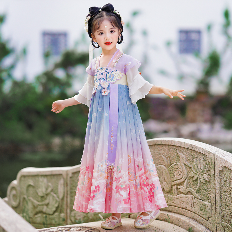 2025新款汉服女童夏装，古风国潮来袭，让你的小公主成为舞台焦点✨