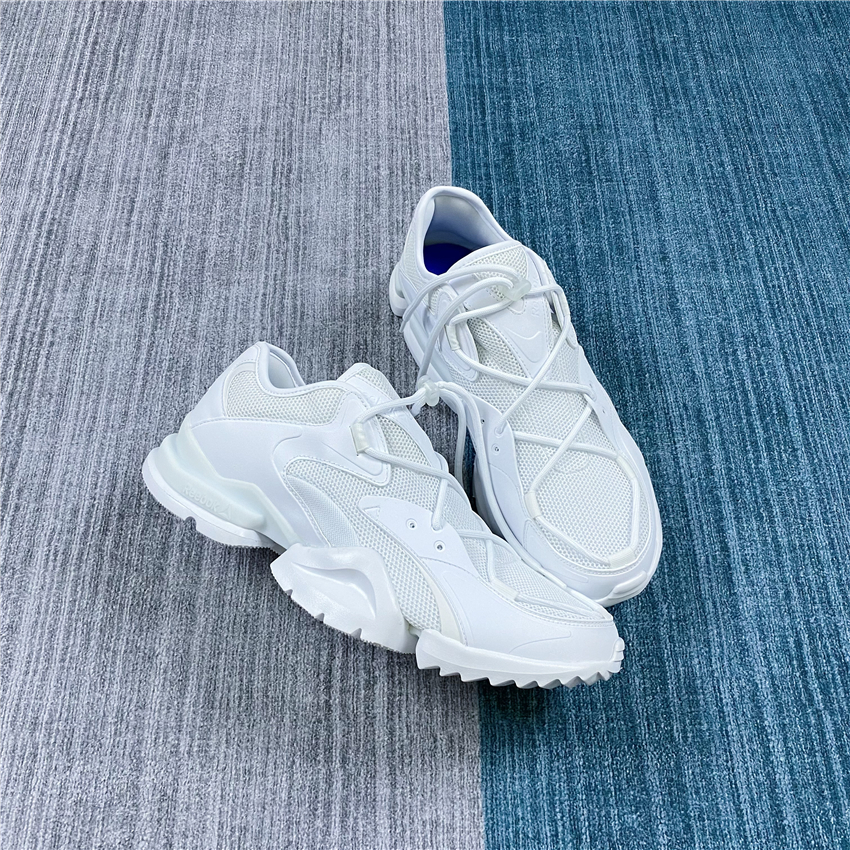 Reebok GV8835 老爹鞋：粉色风暴来袭，潮流新宠，你准备好了吗？