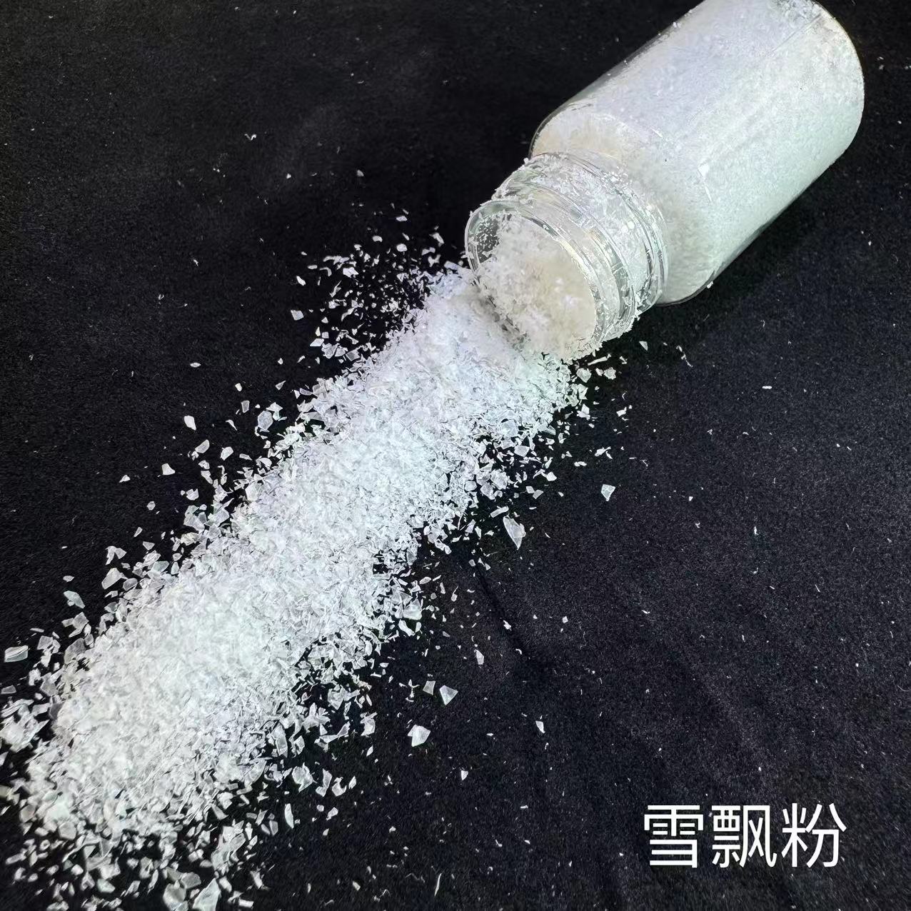 人造雪粉：圣诞魔法，打造梦幻雪景，吸水变雪花，节日必备神器✨❄️