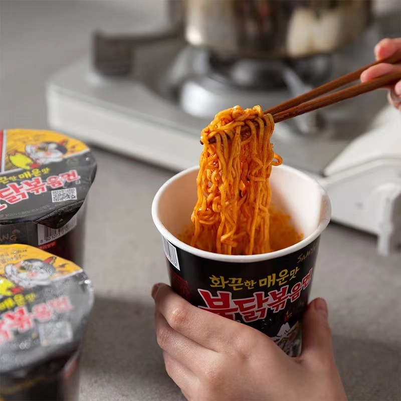 牛肉刀削面+煎蛋到底有多绝？吃一次就上瘾！这碗面我直接封神