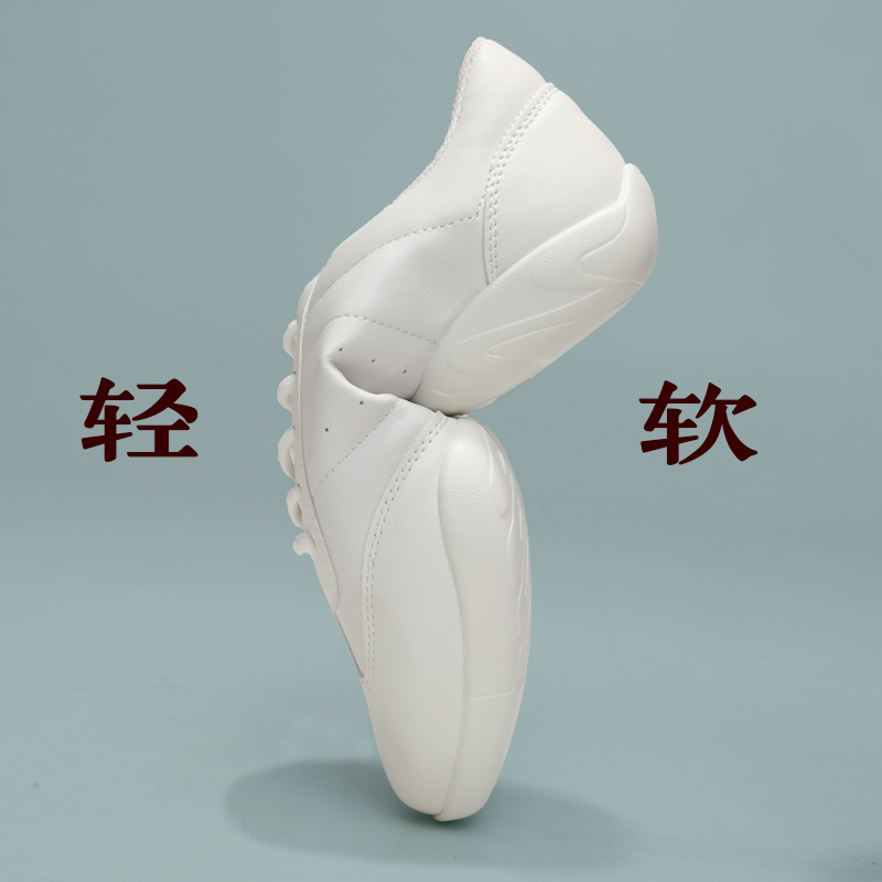 舞诺竞技健美操鞋：啦啦队比赛必备，儿童白色软底健身操训练鞋大揭秘！
