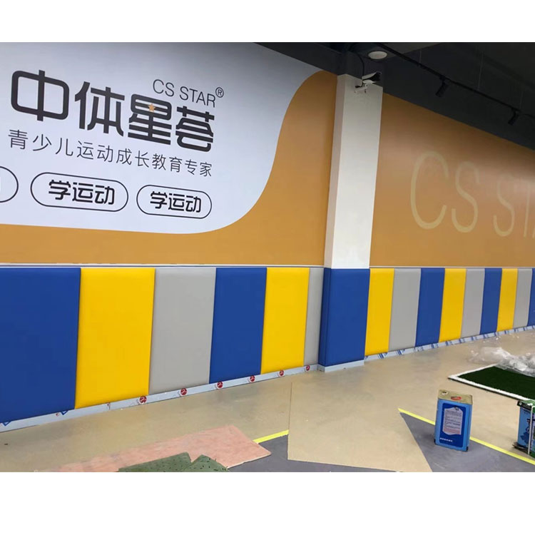 防撞软包墙面贴：宝宝的安全守护神，打造温馨婴儿房的必备神器！