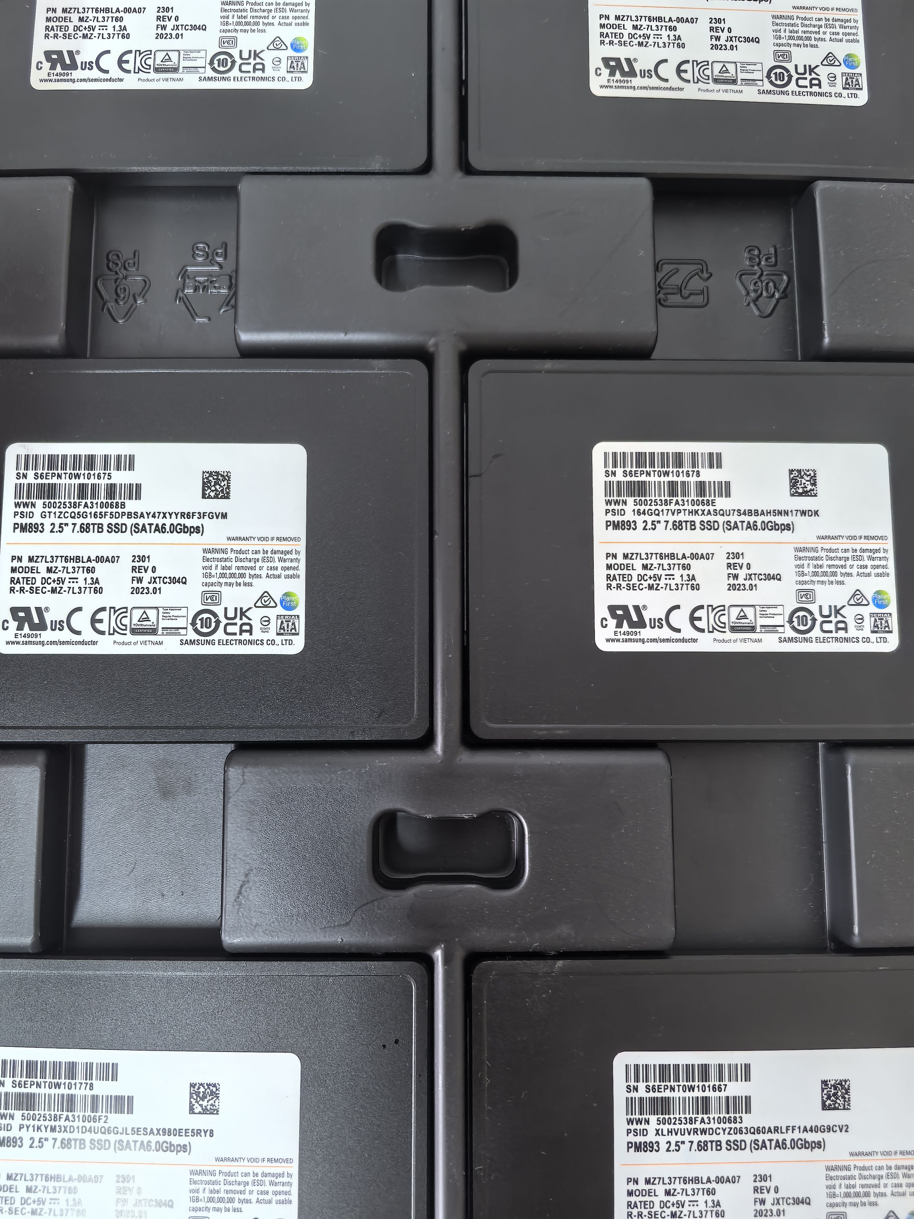 三星PM893/PM897 7.68T SATA 2.5寸固态硬盘：速度与容量的完美结合