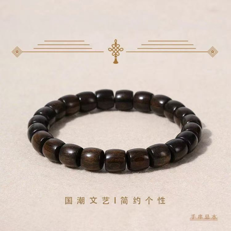 天然越南芽庄沉香老型桶珠手串：穿越千年的东方韵味，如何挑选你的专属珠子？