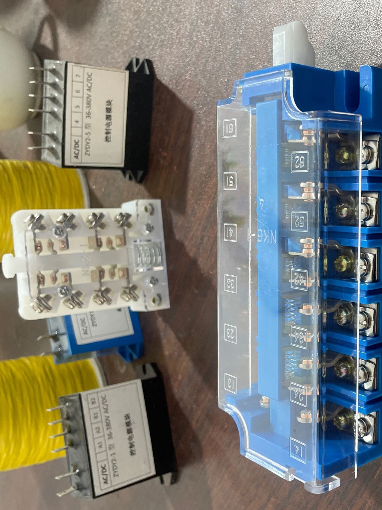CKG4-630A/250/400A/160A/6KV/7.2KV/10KV/12KV-5HS真空接触器：电力系统守护神，高效稳定的保障！⚡️