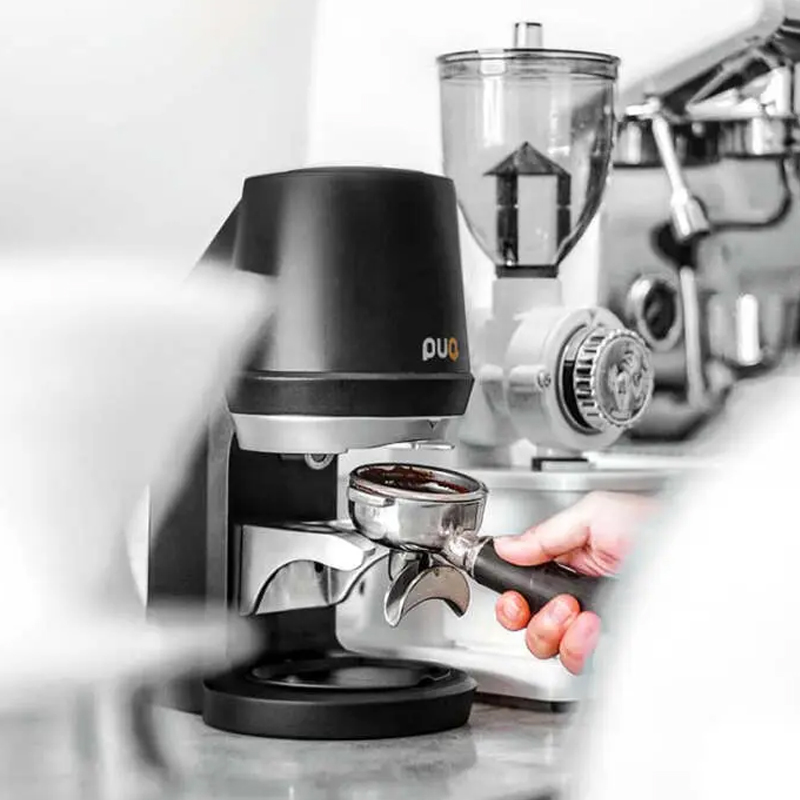 PUQ PRESS Q1自动电动咖啡压粉器：商用半自动意式咖啡机58mm手柄的神器！