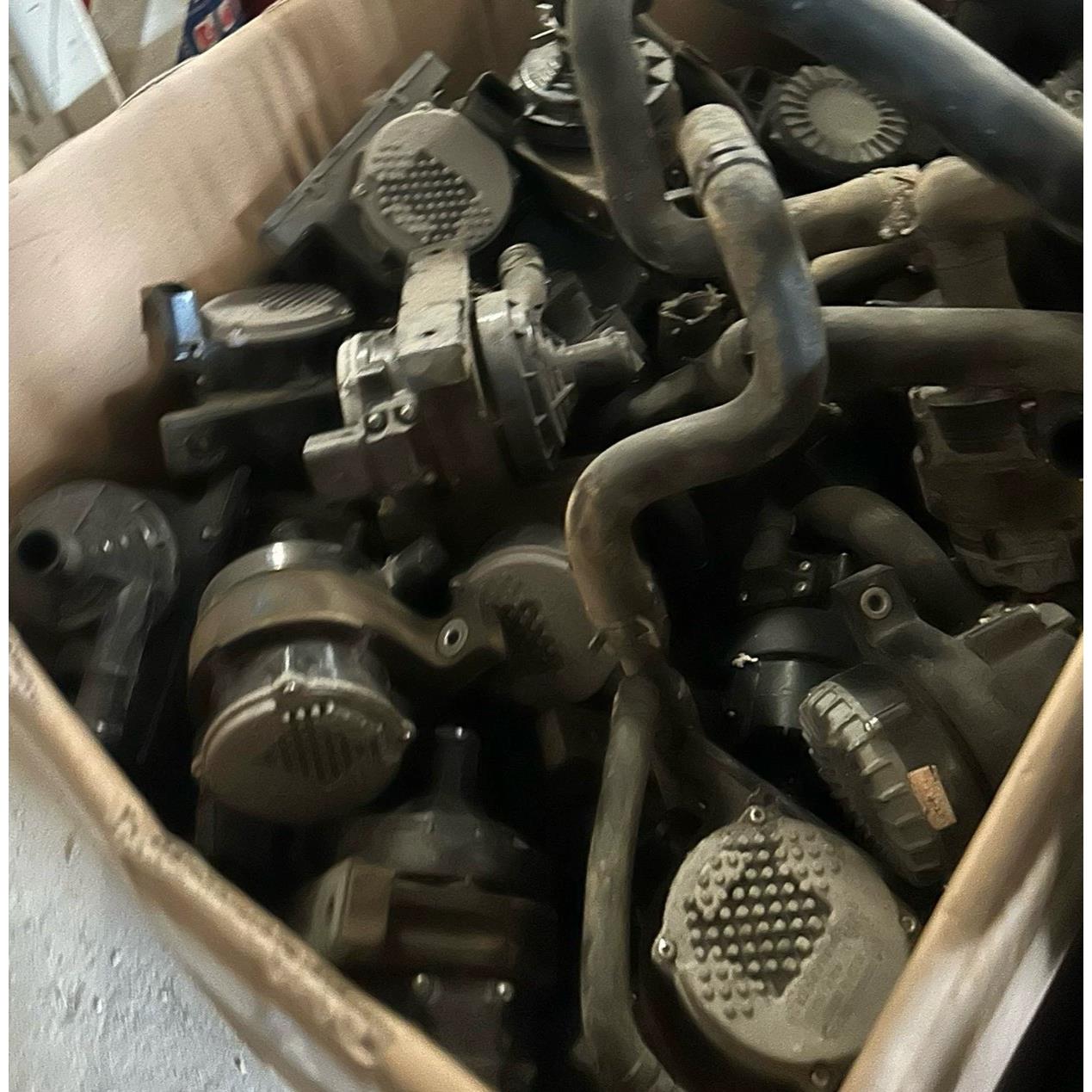 北汽新能源汽车EU5网关模块拆车件保装车——议价神器，你值得拥有吗？
