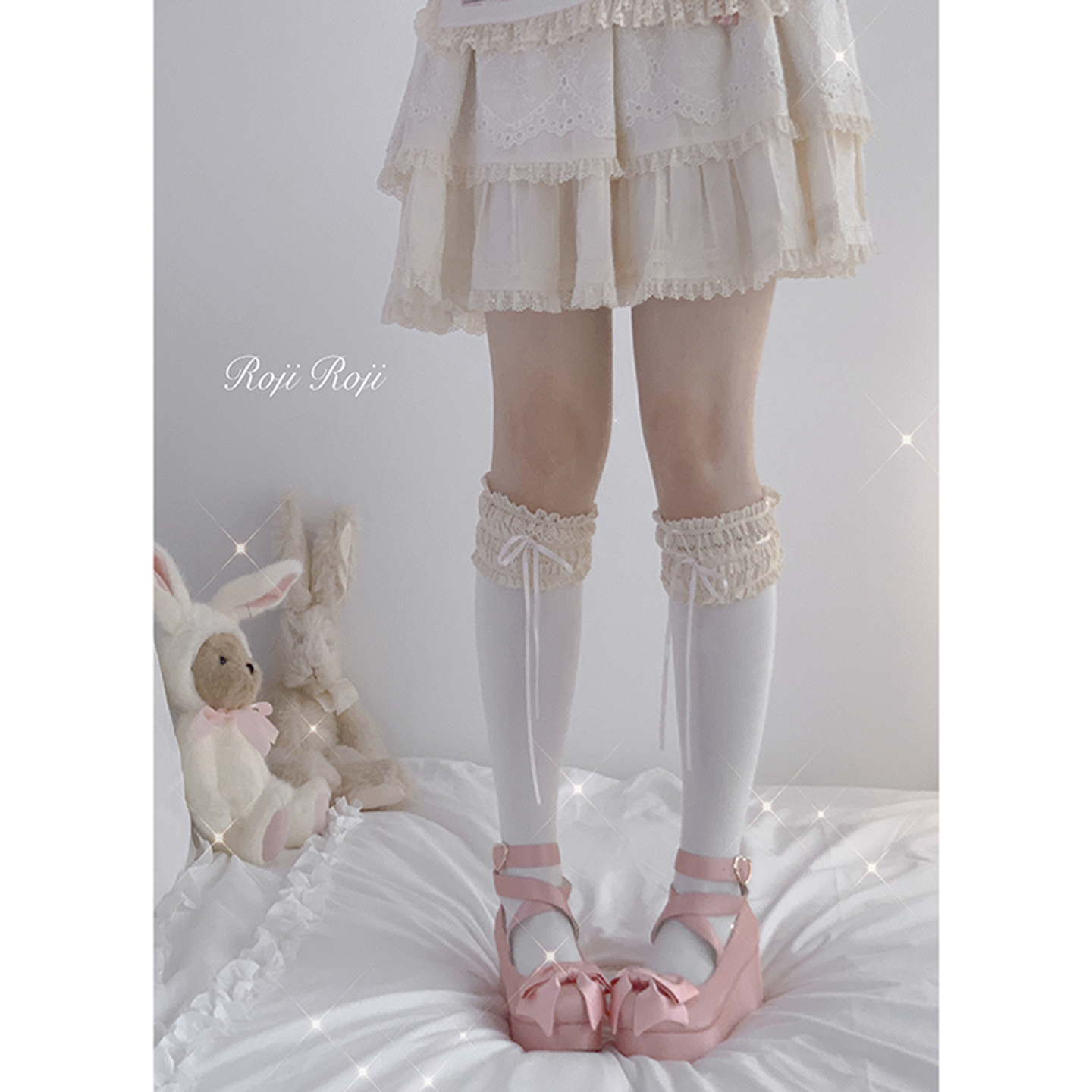 roji双层玫瑰Lolita过膝袜：穿出甜美与优雅的秘诀！