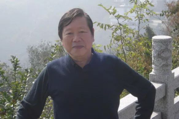 周震亚