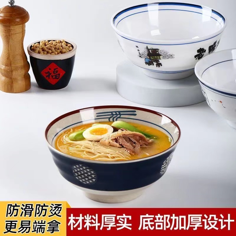 本店特色羊肉泡馍！吃一口就沦陷！这碗真的绝了