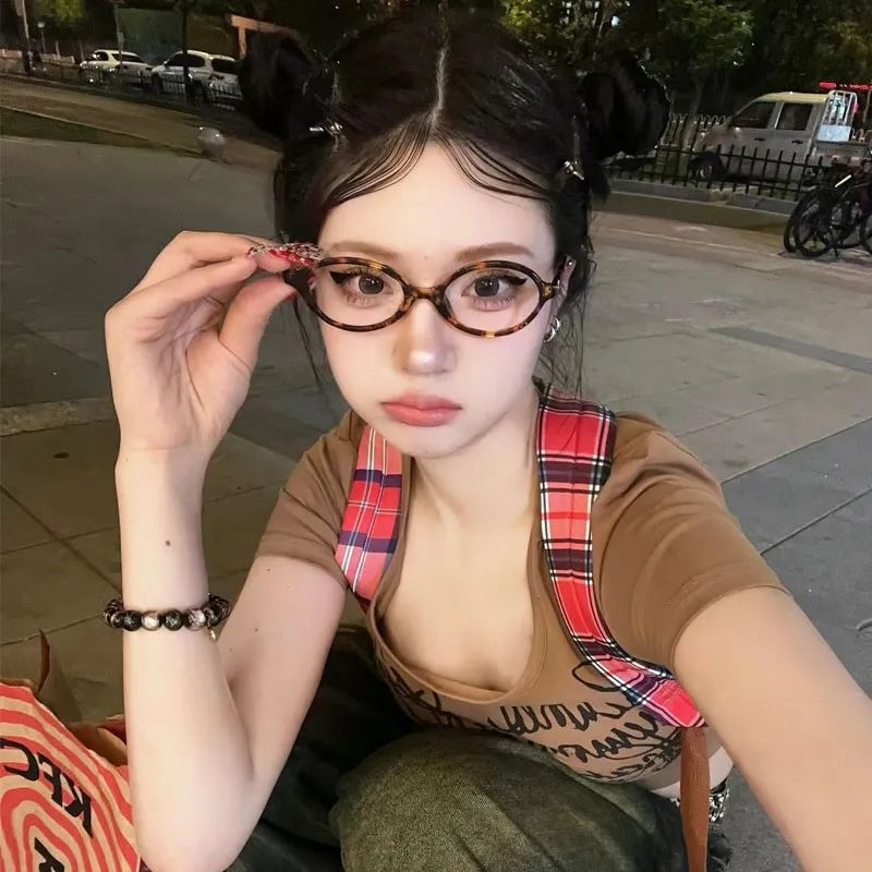 为什么班尼路镜片如此受欢迎？