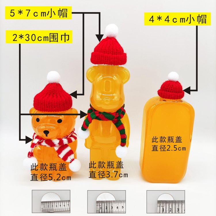 姜饼人的温暖冬日：红白圣诞帽与迷你围巾，打造完美节日氛围！