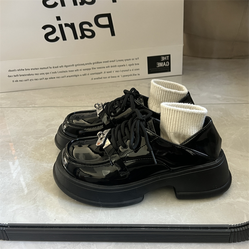现货速发【麦麦】乐福鞋：英伦复古风潮，大表姐同款引领时尚新趋势！