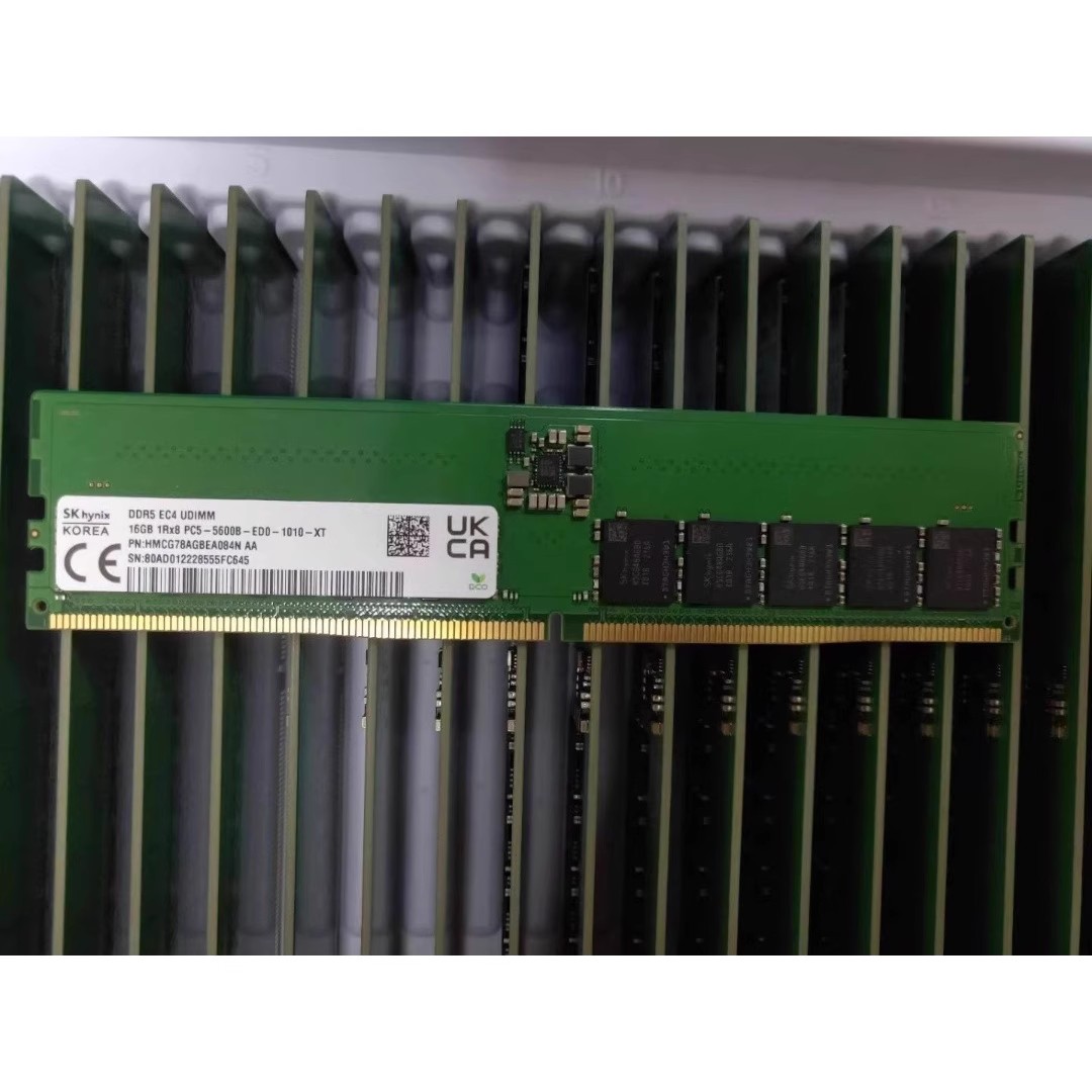 SK海力士16G 1RX8 5600B DDR5 UDIMM：内存王者的秘密武器！