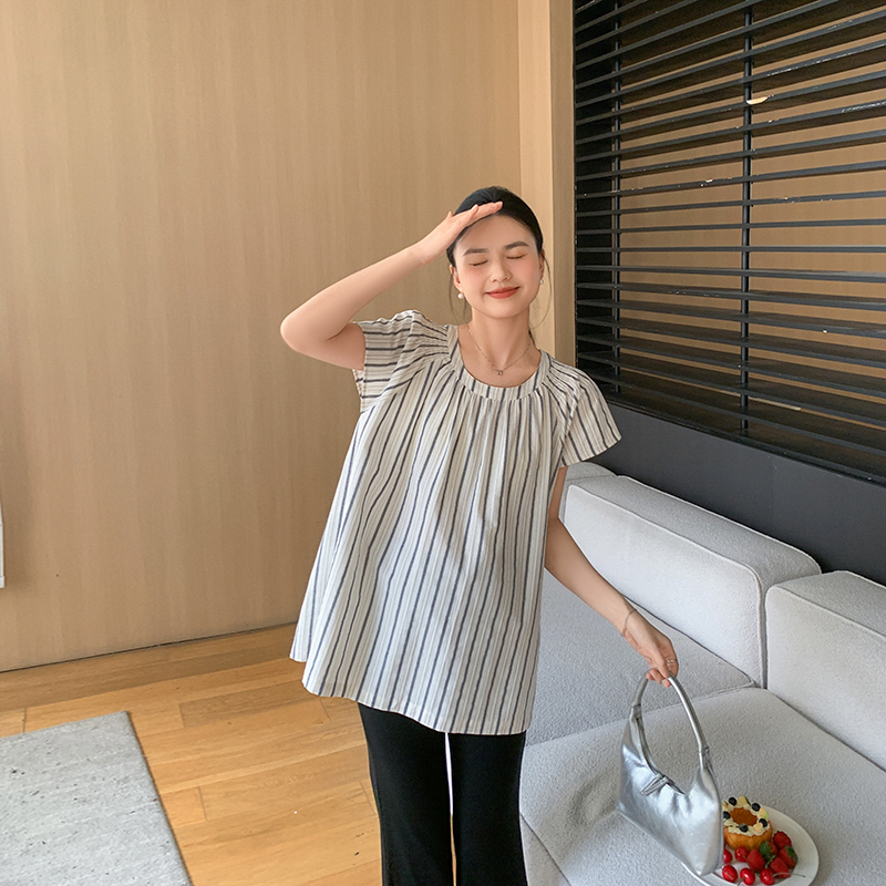 ZMA孕妇装套装2025夏季新款：圆领条纹小衫+九分微喇裤，通勤孕妈的时尚秘籍