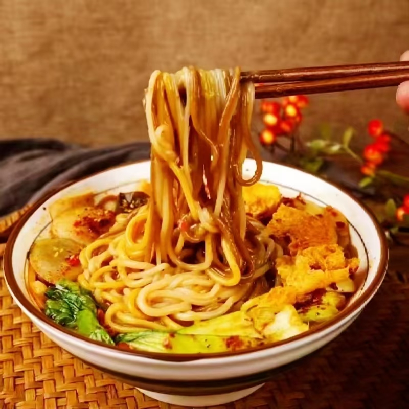 晨曦花田间砂锅麻辣烫：东北老味道，4袋装速食让你在家也能享受正宗麻辣烫！