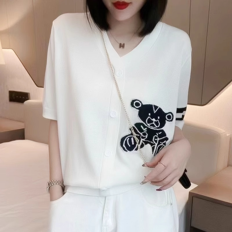 清仓捡漏！外贸折扣V领小熊冰丝开衫，夏日必备减龄神器！