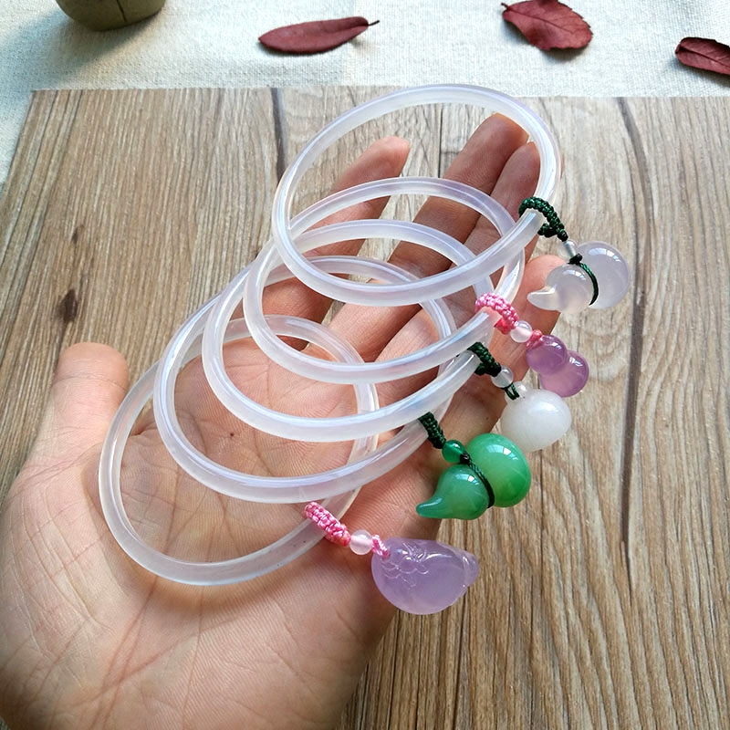 青海玉手镯真香警告！淡糖白玉AA3#不撞款还显白，姐妹们快冲！