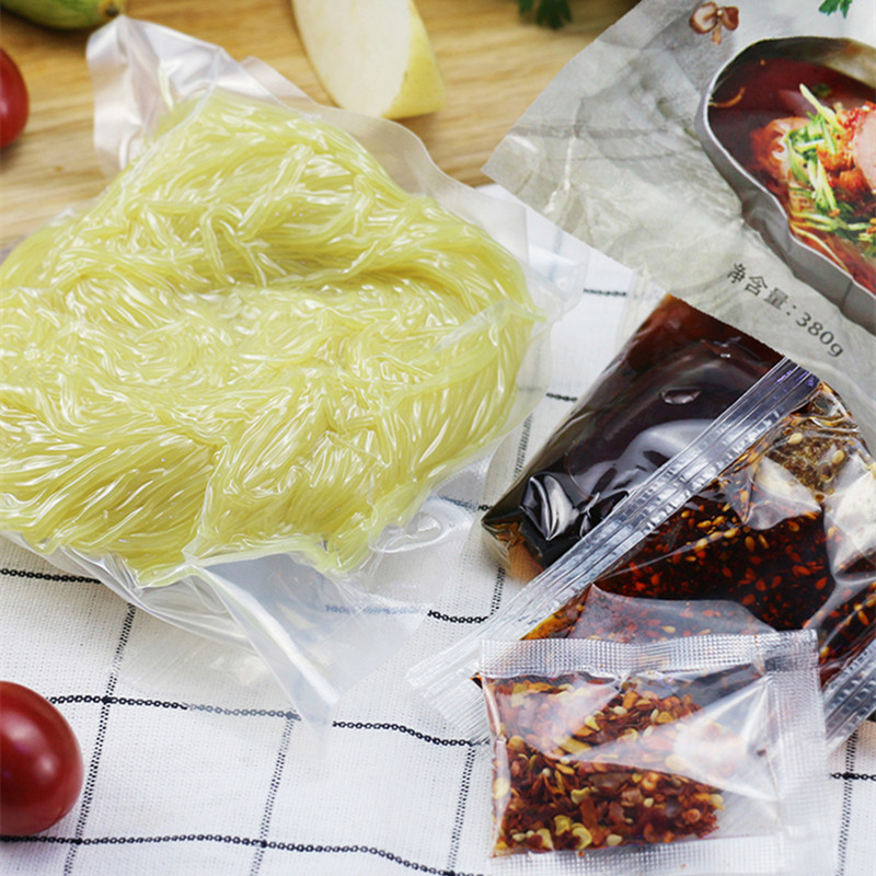 毓粮田朝鲜冷面：正宗东北大冷面，一整箱的清凉盛宴！✨