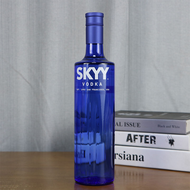 原装进口深蓝伏特加SKYY VODKA：开启你的纯正美式鸡尾酒之夜！