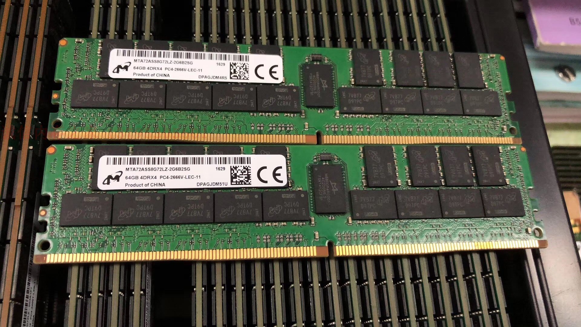 镁光64G 2RX4 PC4-3200AA DDR4 3200 REG ECC服务器内存条RDIMM：性能升级的秘密武器！