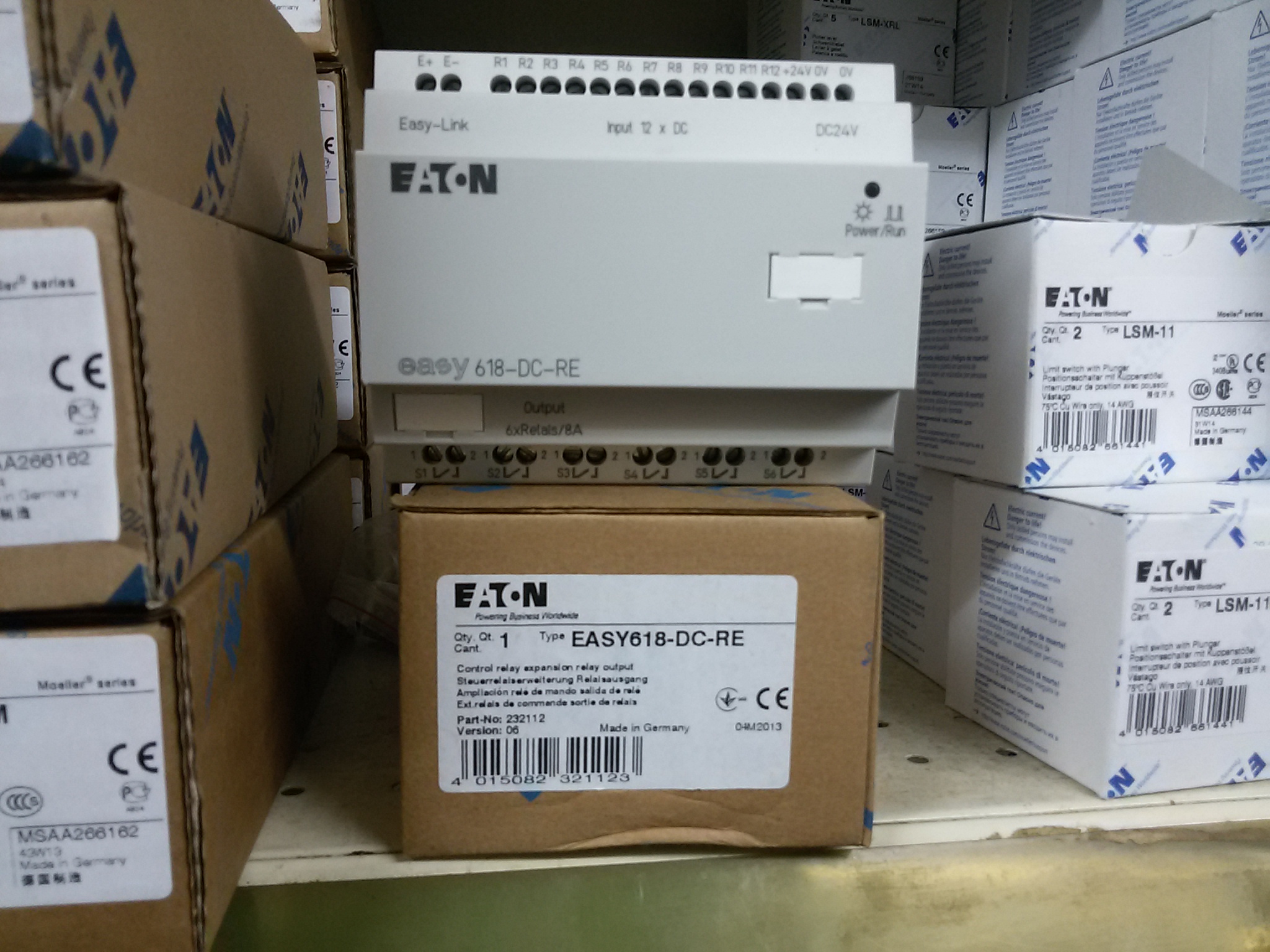 EATON伊顿穆勒EASY719-DC-RC编程继电器真香测评！工业控必入！这波不冲亏麻了