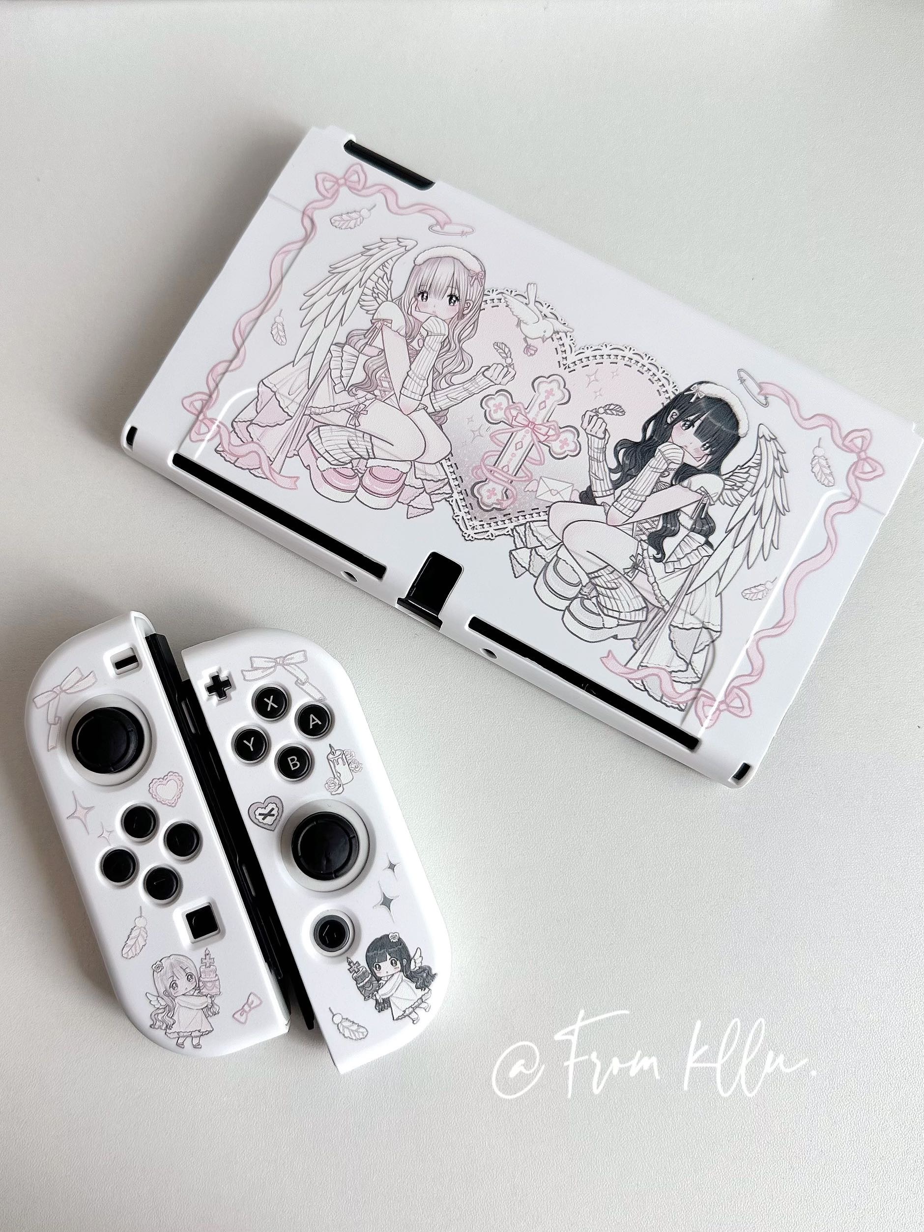 Switch Lite保护壳太香了！HelloKitty联名款颜值爆表，入手不亏！✨