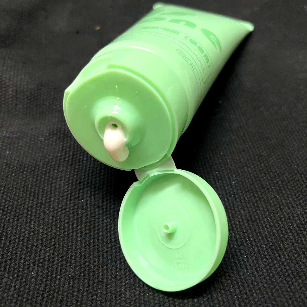 Jstone攀岩液体镁粉100ml：彩色薄荷香，室内攀岩的秘密武器！