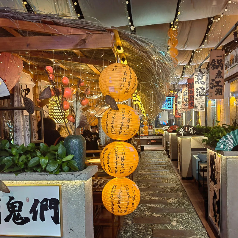 意大利小红帽落地灯：点亮你的客厅，营造温馨阅读氛围的秘密武器！