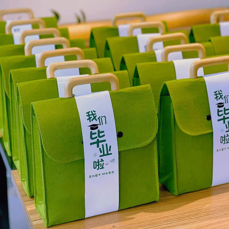 96上两百商务礼品定制，让每一次赠礼都独一无二✨