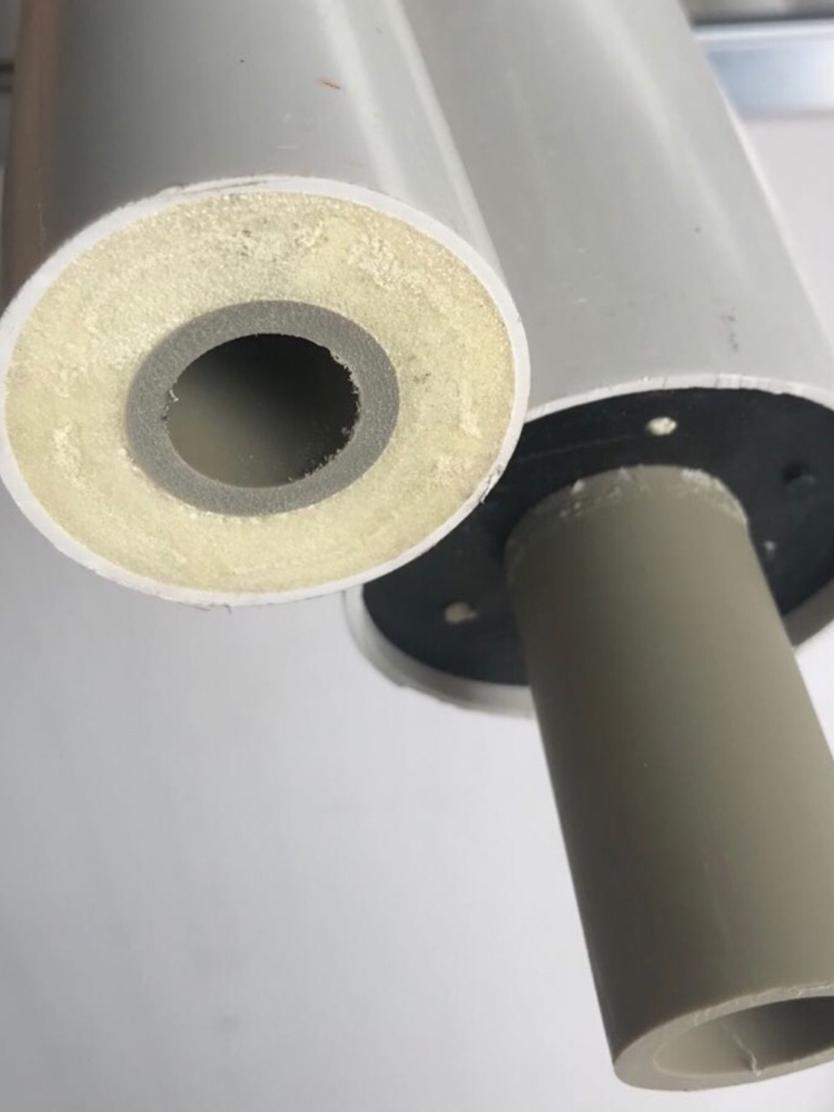 PPR聚氨酯热水复合保温管：空气能发泡一体防冻防冷凝水热熔太阳能，冬季取暖新选择！