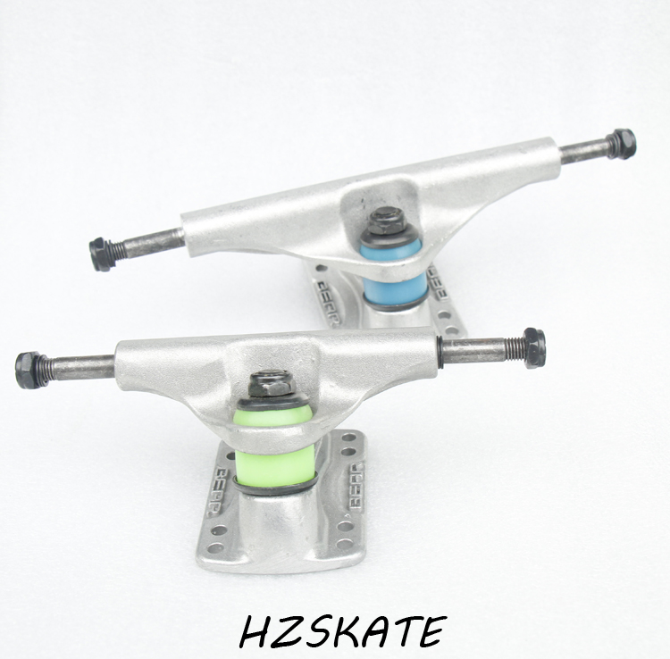 Bear滑板桥Hawgs Polar Trucks：长板滑行新体验，让你瞬间成为街头焦点！