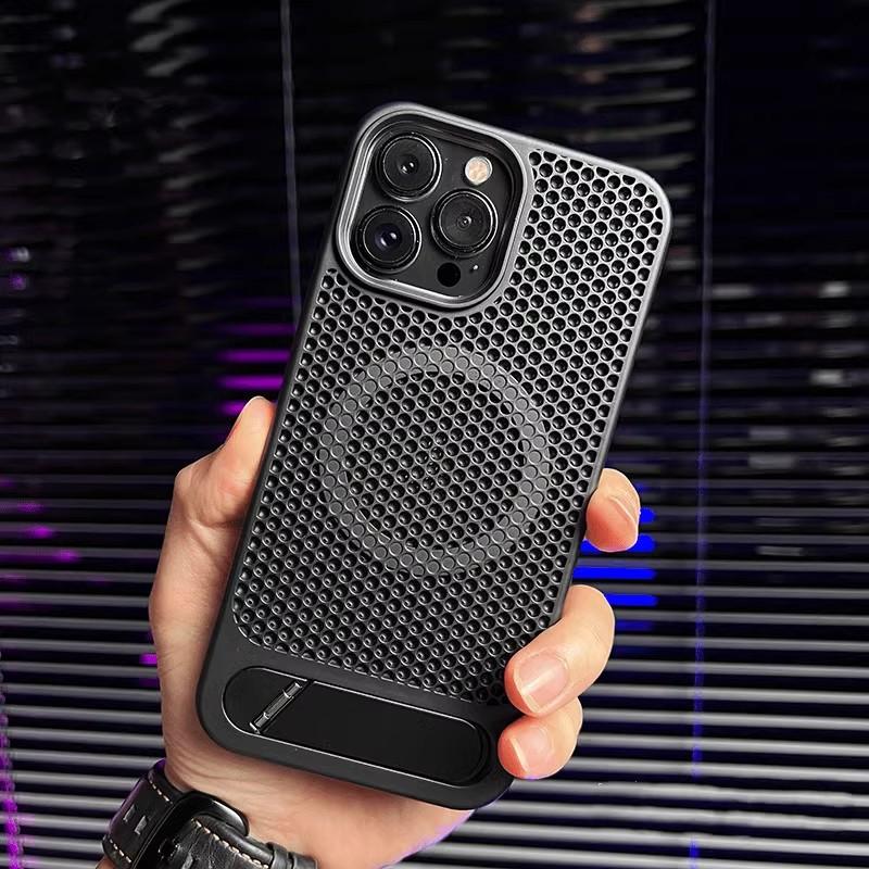 iPhone 15 Pro重量大揭秘！这轻到离谱的手机你敢信？