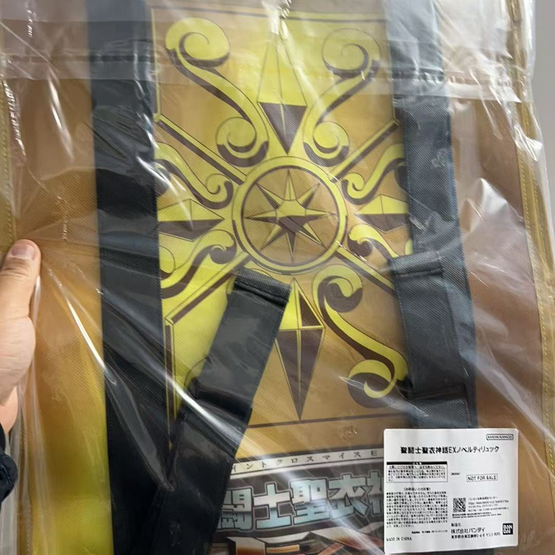 万代TNT魂店圣衣箱太绝了！黄金圣斗士纪念版背包颜值爆表