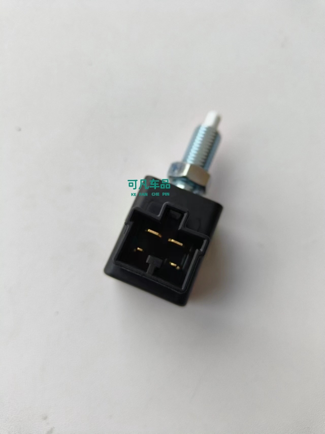 长安睿行M60/M70刹车灯&amp;倒车灯开关，点亮安全新“视”界！