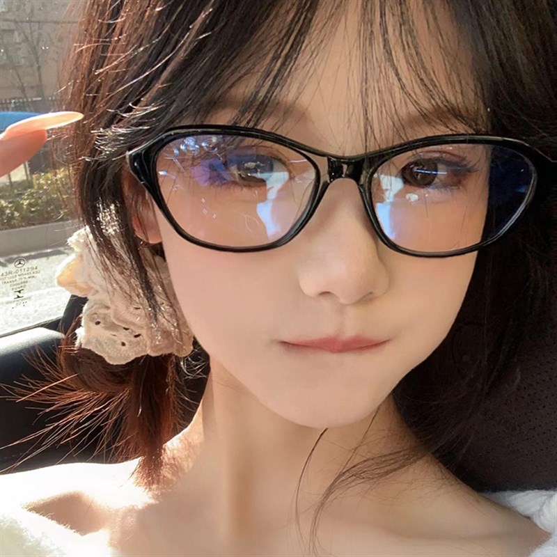 防蓝光眼镜适合学生吗？护眼神器还是智商税？