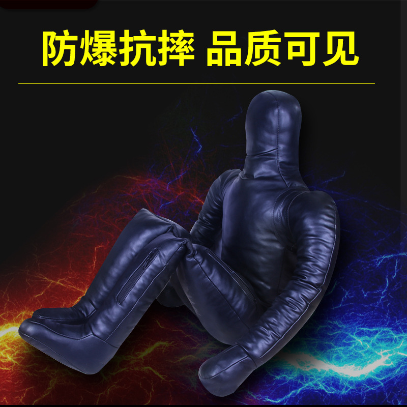 汽车防撞测试假人 vs 消防训练人偶：谁才是真正的安全守护神？