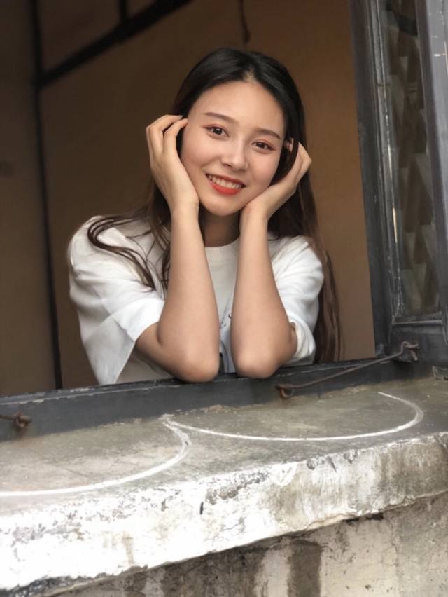 张颜舒
