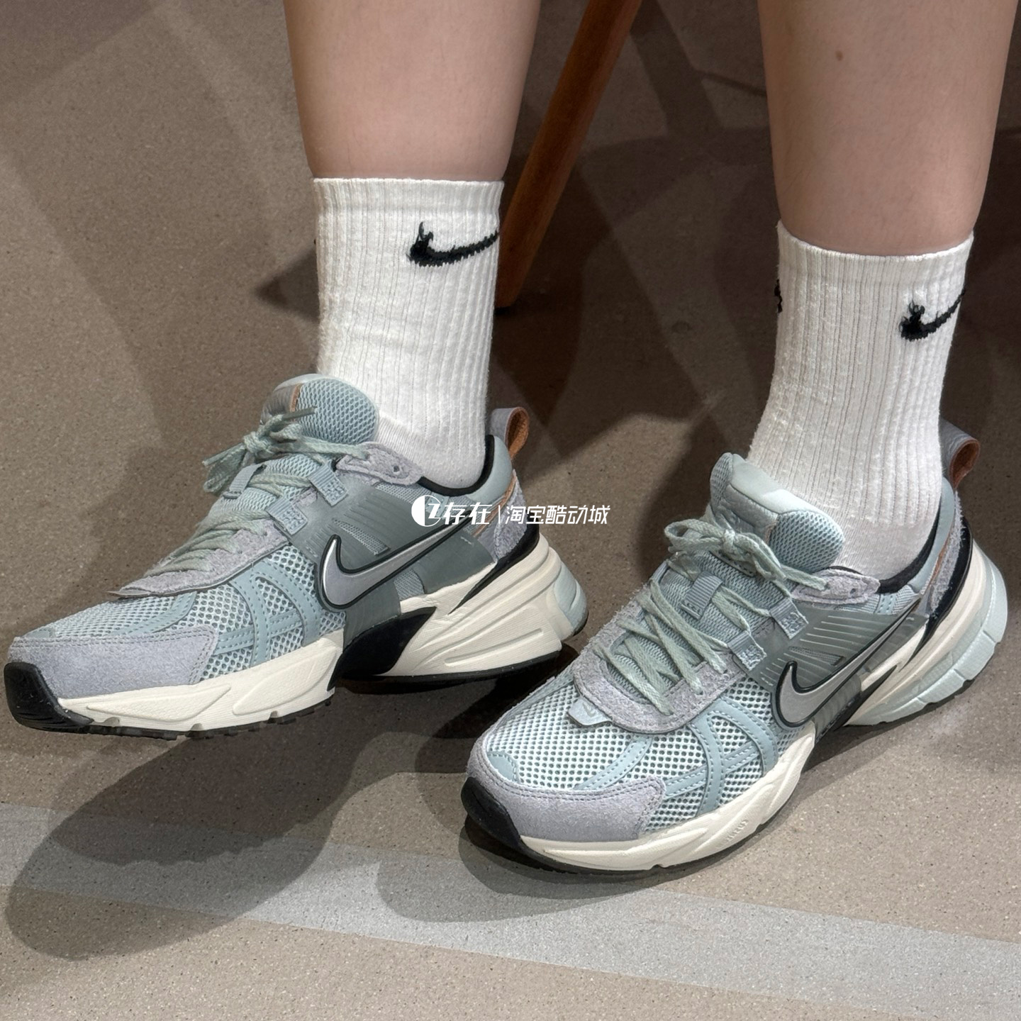 Nike跑鞋图片大全：跑步达人的视觉盛宴，解锁你的潮流装备！