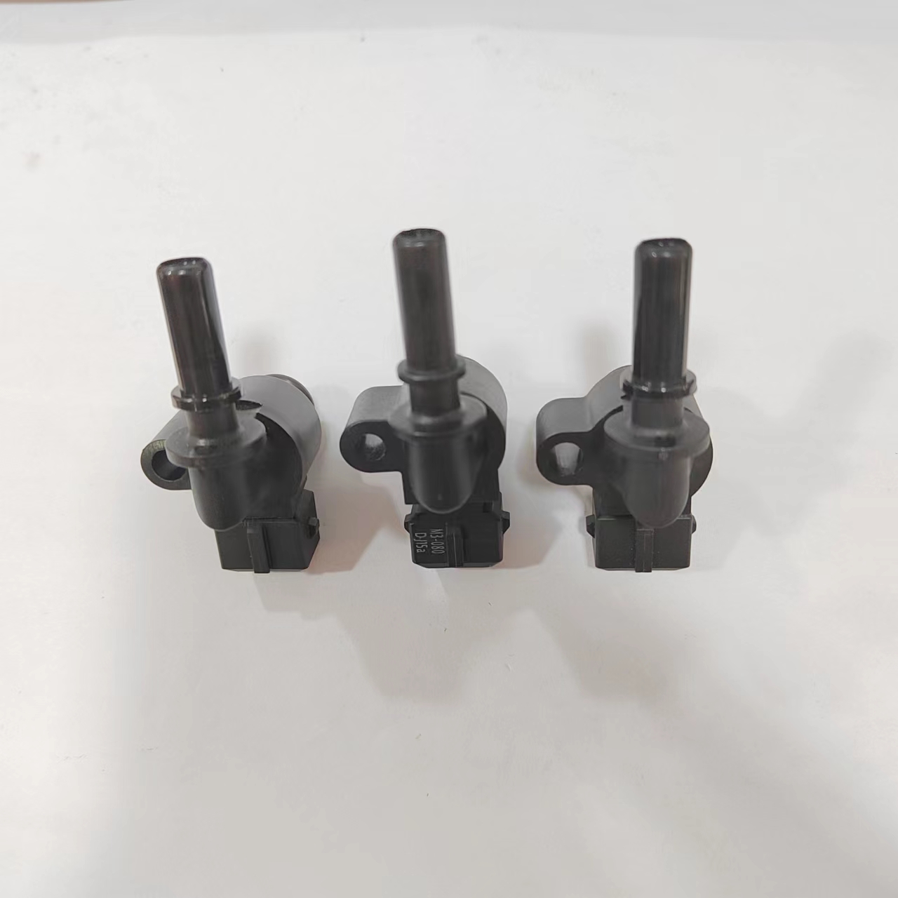 新大都喷油嘴Newcity系统电喷摩托车喷油器：125/150CC 2孔3孔，如何选择才是王道？