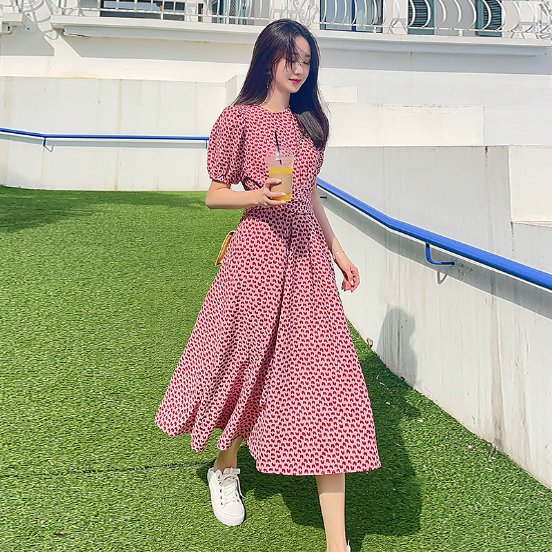 2025新款法式高级感别致惊艳绝美小香风粉色连衣裙：夏日显瘦神器，让你成为焦点！