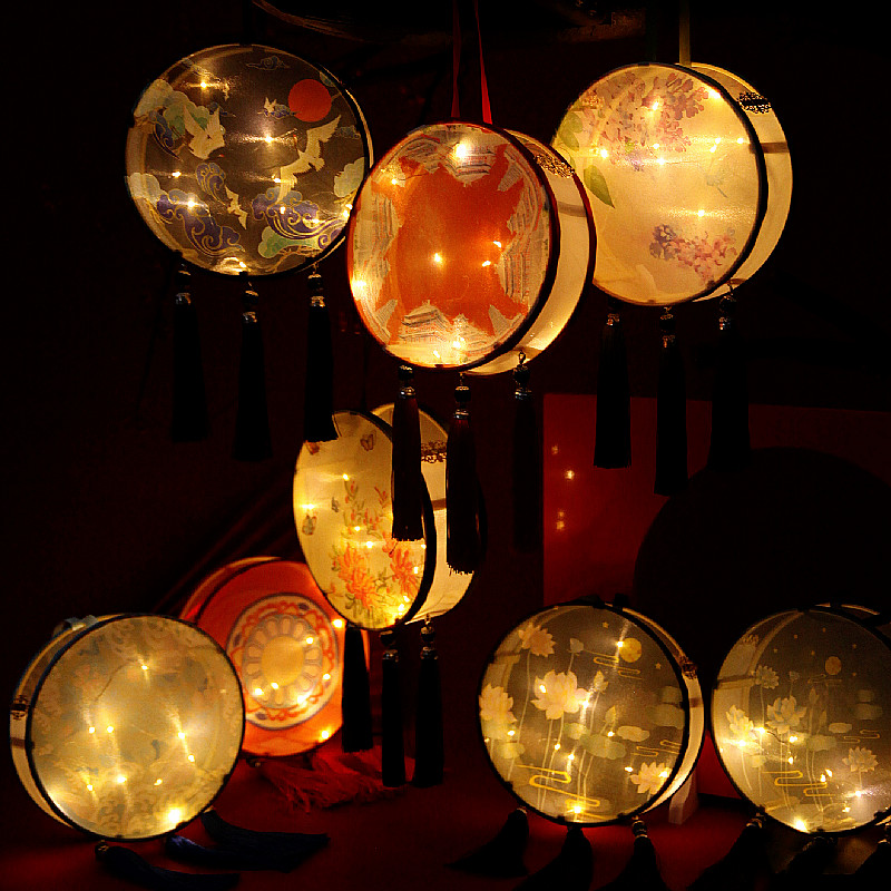 中秋节手提灯笼：复古宫廷风，点亮你的中秋夜！