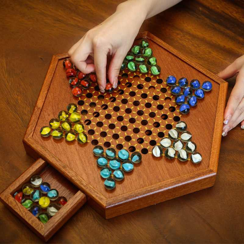 什么样的跳棋儿童益智二合一棋盘适合家庭娱乐？