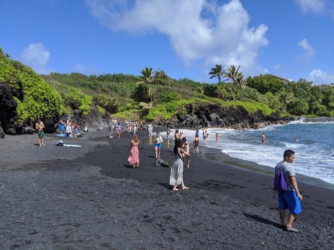 honokalani black sand beach,Honokalani Black Sand Beach: A Hidden Gem on Maui’s Coastline