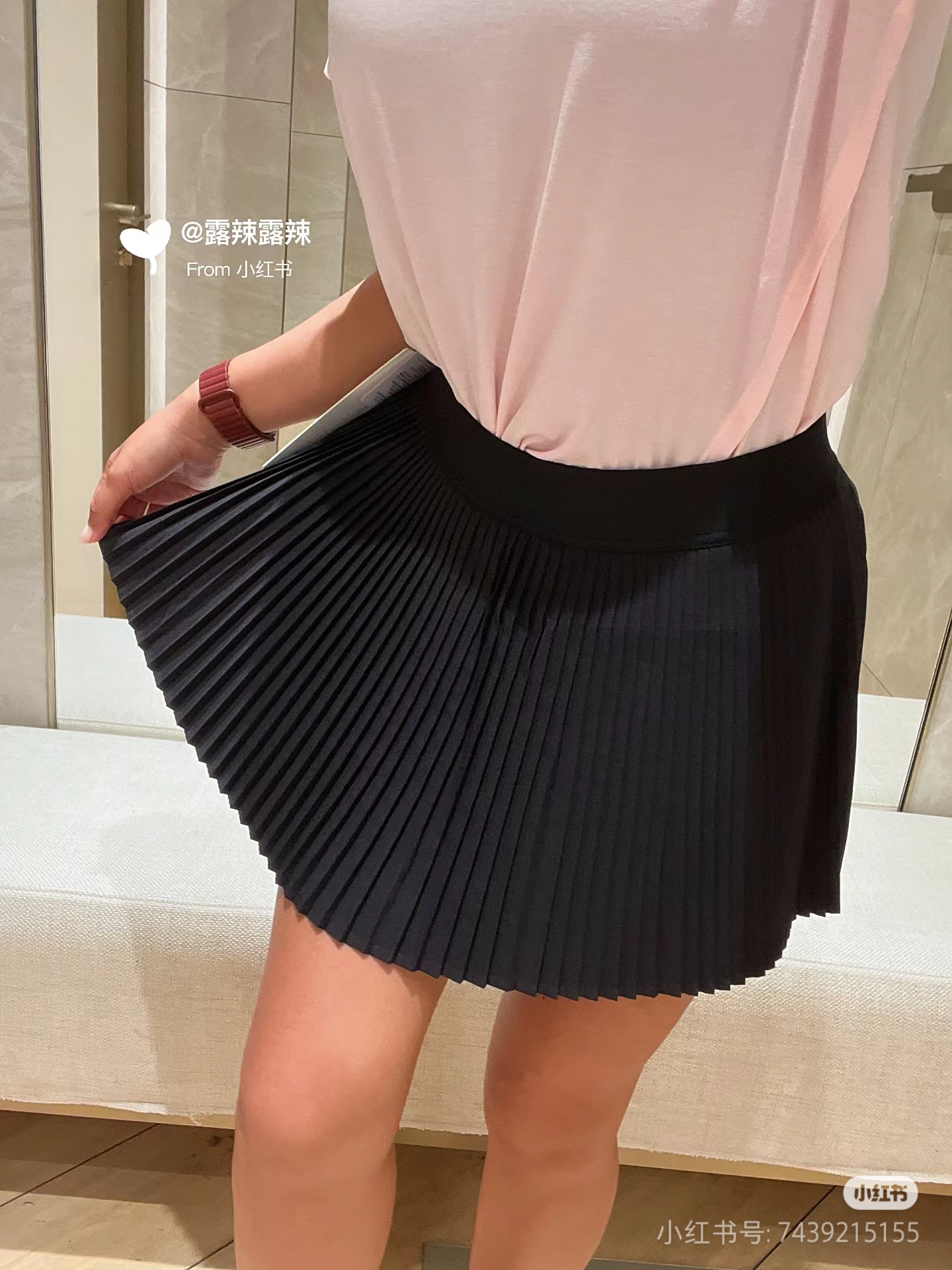 为什么露露乐蒙专卖店这么受欢迎？