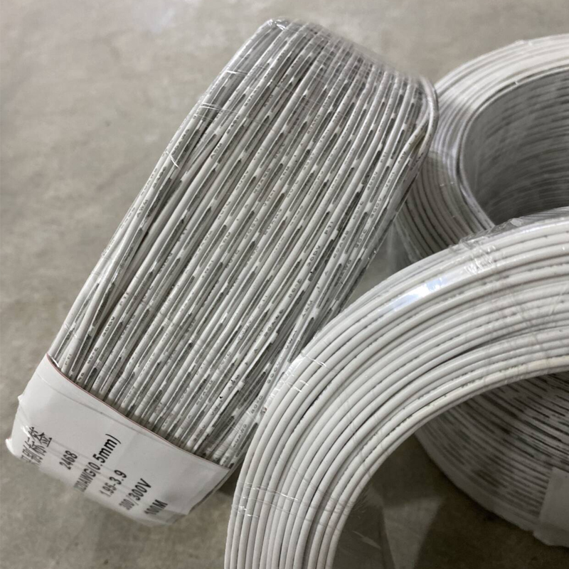 LED灯带延长线大揭秘：点亮你的创意生活