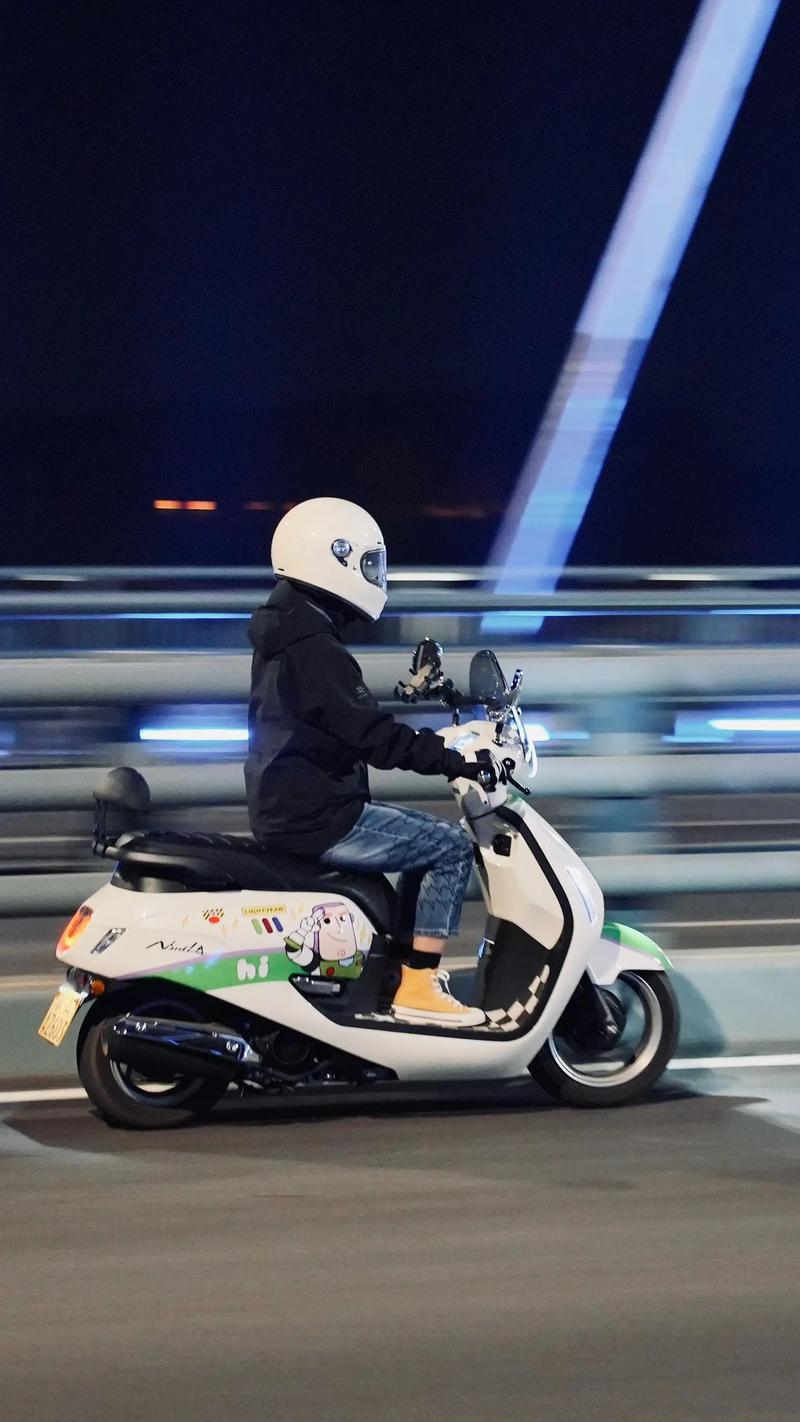 how to make money with a motorcycle club,How to Make Money with a Motorcycle Club