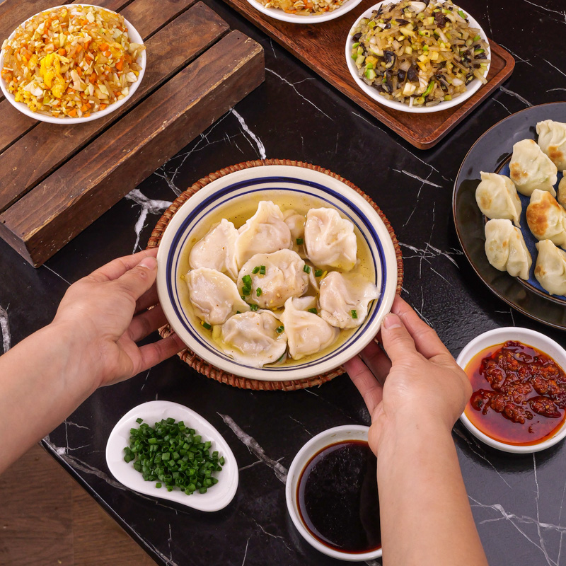 素三鲜水饺真的绝了！韭菜鸡蛋鲜虾仁太香了！一口爆汁不踩雷